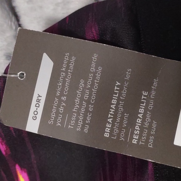 Old Navy Sports Bra - Picture 6 of 6